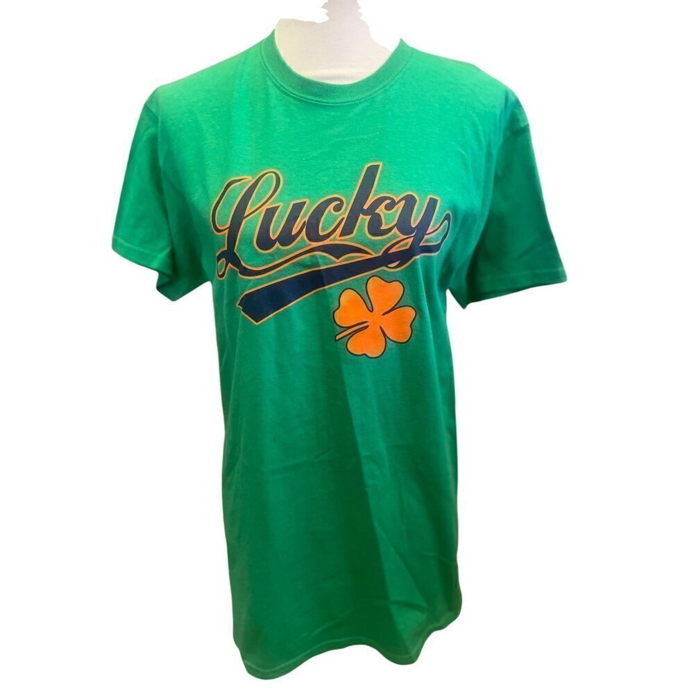 Lucky Shamrock Green Gildan 100% Pre-Shrunk Cotton T-Shirt Size M